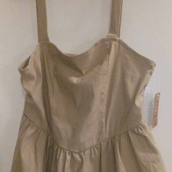 Elegant Tan Mini Dress - Picture 4 of 7